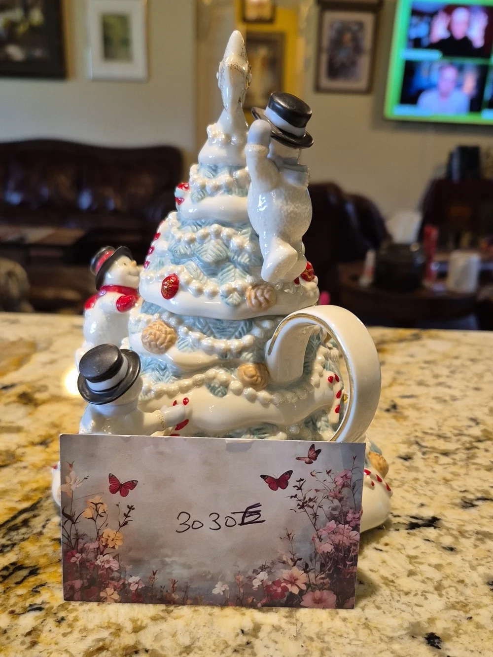 Lenox Christmas Tree With Snowmen Tea Pot. Vintage Piece.(#3030E)